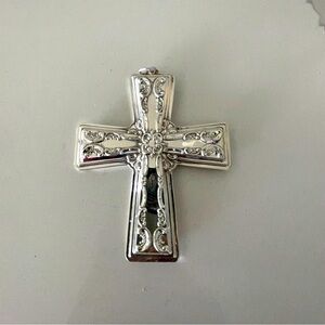 2012 Wallace Sterling silver beautiful Cross Ornament